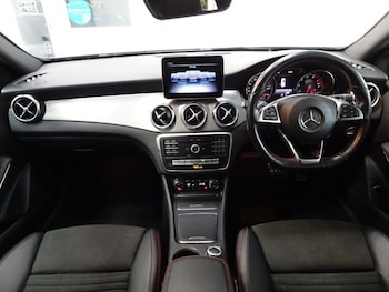Used Mercedes-Benz GLA 2018 for sale - 79196847: Photo
