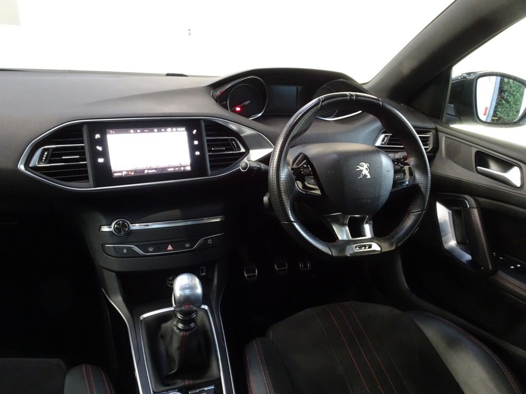 Used Peugeot 308 2018 for sale - 77065205: Photo 15