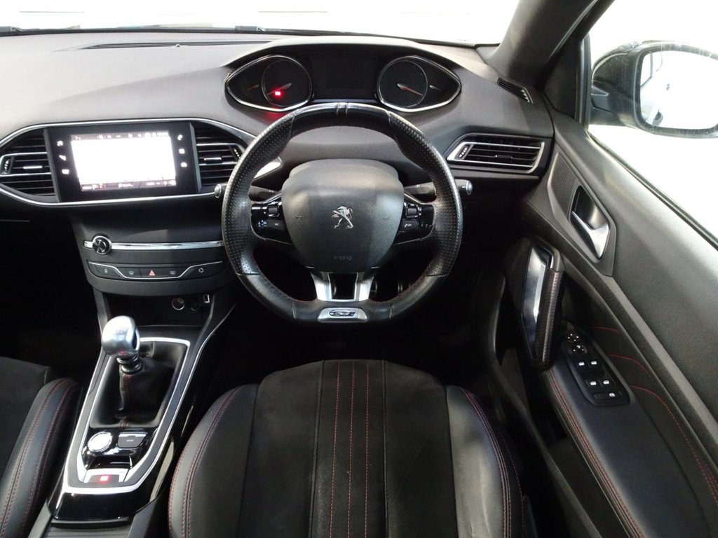 Used Peugeot 308 2018 for sale - 77065205: Photo 6