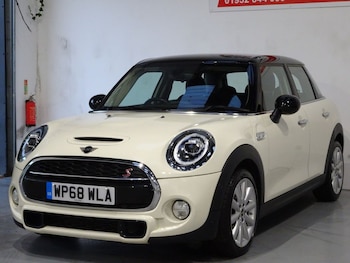 Used MINI Hatch 2018 for sale - 77065120: Photo