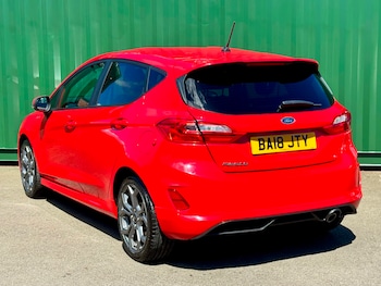 Used Ford Fiesta 2018 for sale - 78899637: Photo