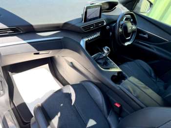 Used Peugeot 3008 2018 for sale - 74619778: Photo