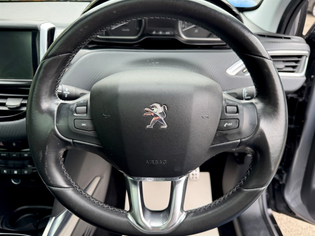 Used Peugeot 2008 2013 for sale - 76355354: Photo 30