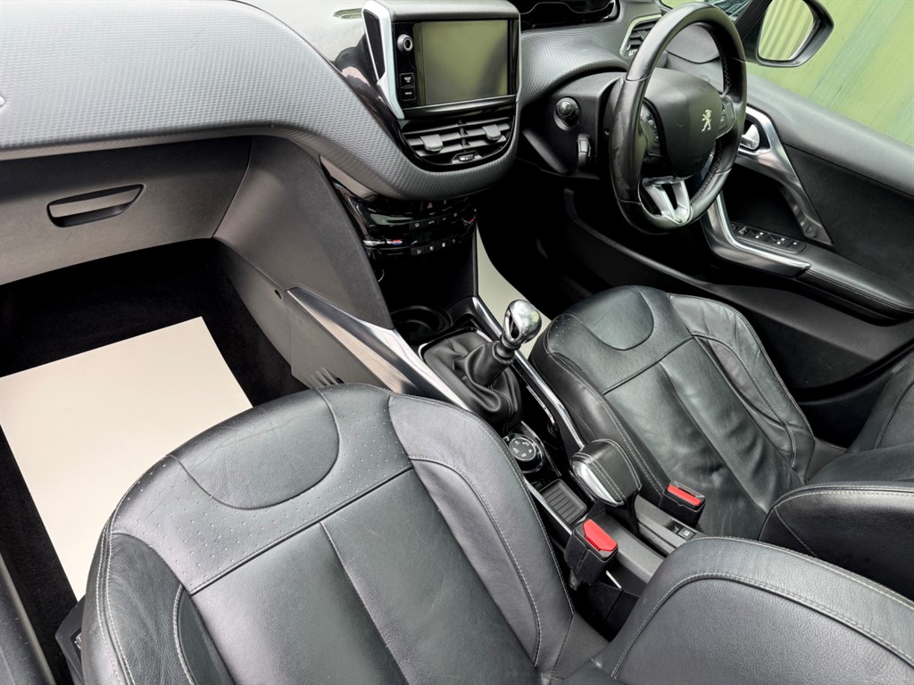 Used Peugeot 2008 2013 for sale - 76355354: Photo 4