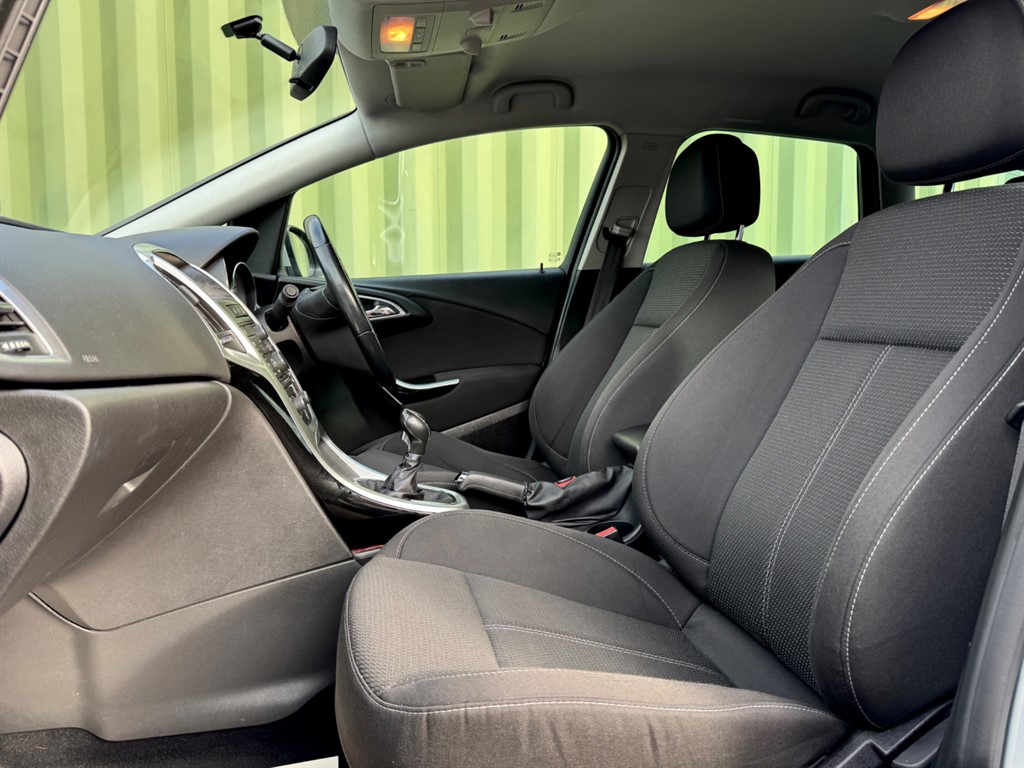 Used Vauxhall Astra 2014 for sale - 76652868: Photo 24