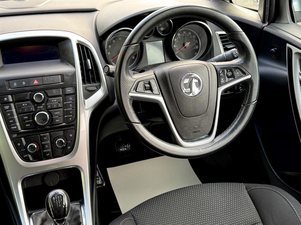 Used Vauxhall Astra 2014 for sale - 76652868: Photo 29