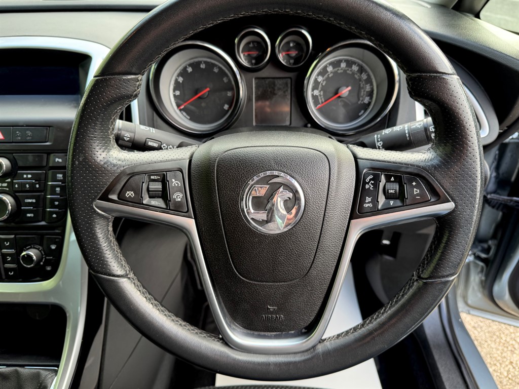 Used Vauxhall Astra 2014 for sale - 76652868: Photo 30
