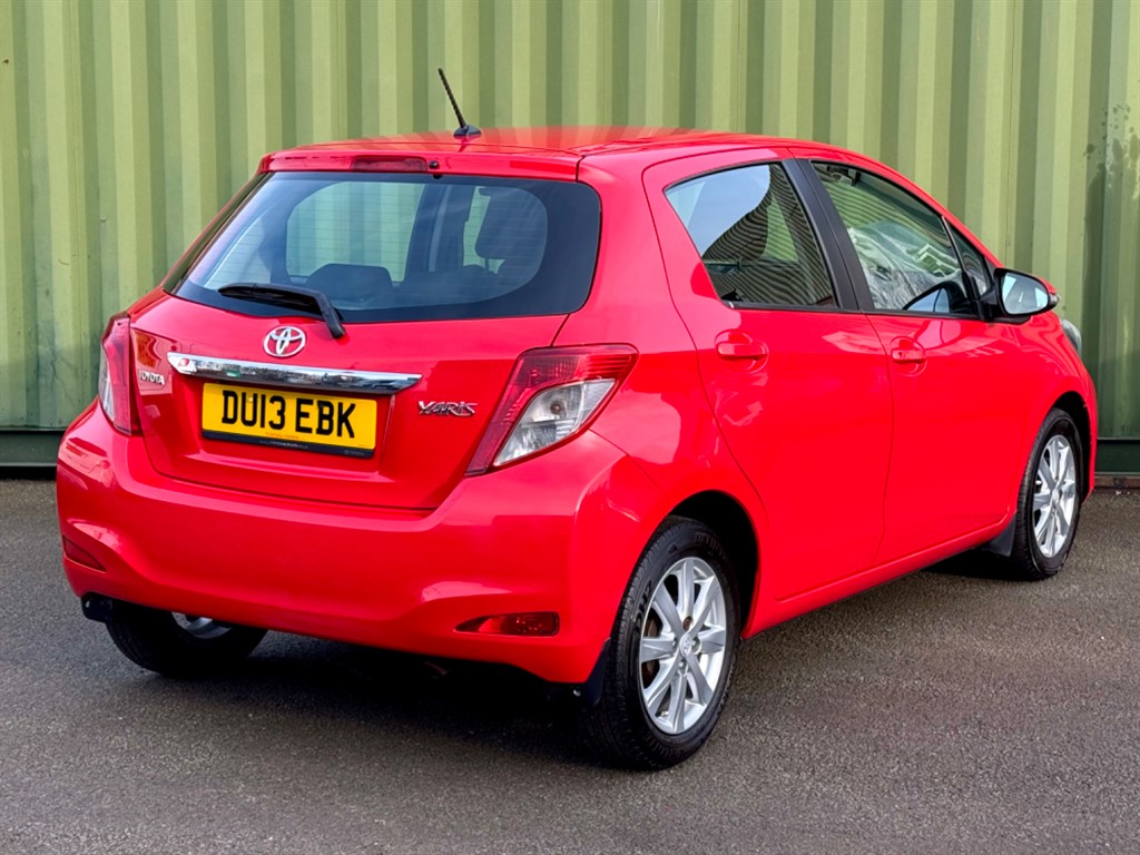 Used Toyota Yaris 2013 for sale - 77205847: Photo 13