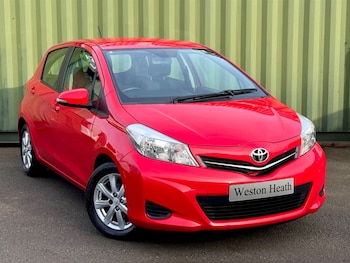 Used Toyota Yaris 2013 for sale - 77205847: Photo