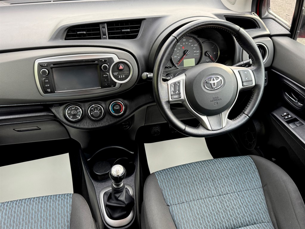 Used Toyota Yaris 2013 for sale - 77205847: Photo 25