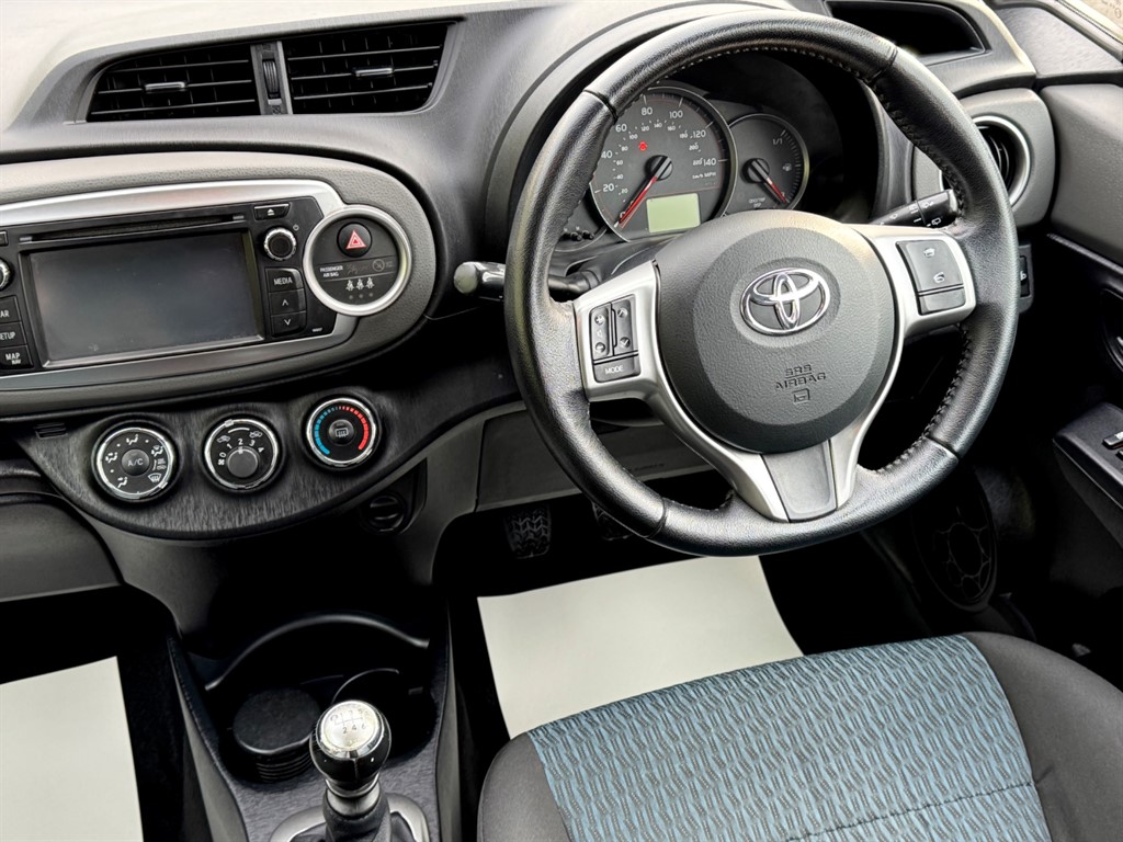 Used Toyota Yaris 2013 for sale - 77205847: Photo 26