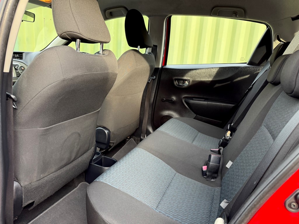 Used Toyota Yaris 2013 for sale - 77205847: Photo 34