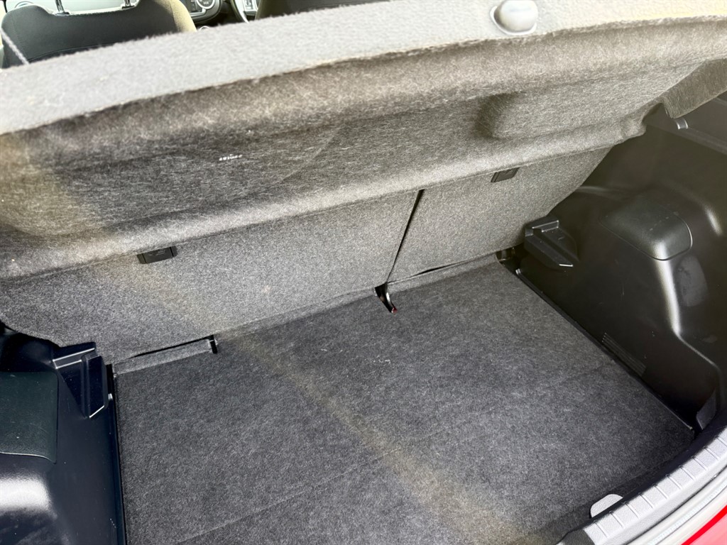 Used Toyota Yaris 2013 for sale - 77205847: Photo 37