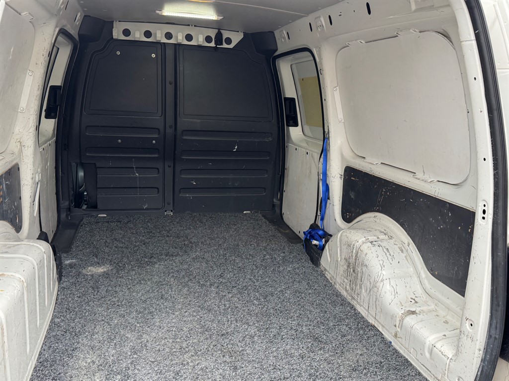 Used Volkswagen Caddy Maxi 2014 for sale - 76442166: Photo 15