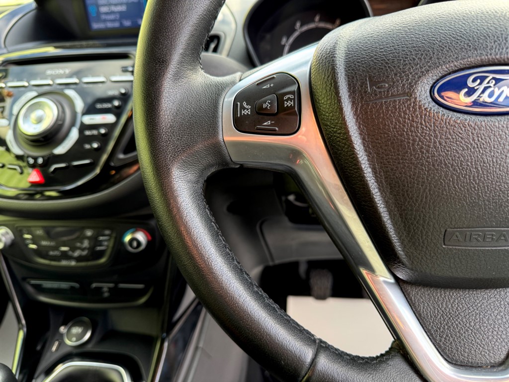 Used Ford B-MAX 2015 for sale - 76652873: Photo 31