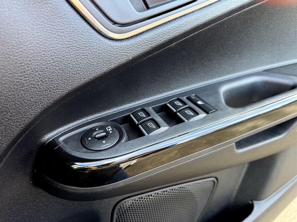 Used Ford B-MAX 2015 for sale - 76652873: Photo 34