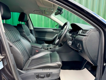 Used Skoda Superb 2017 for sale - 78844595: Photo