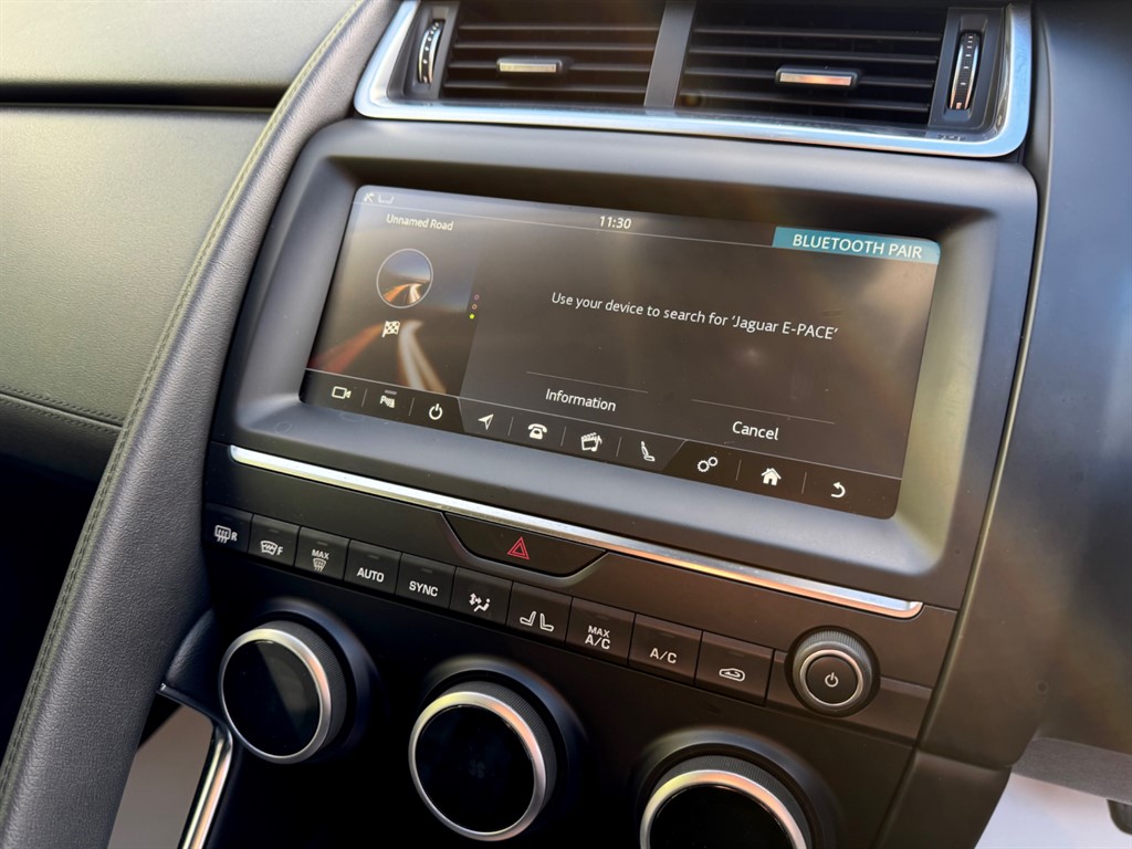 Used Jaguar E-Pace 2020 for sale - 76652874: Photo 21