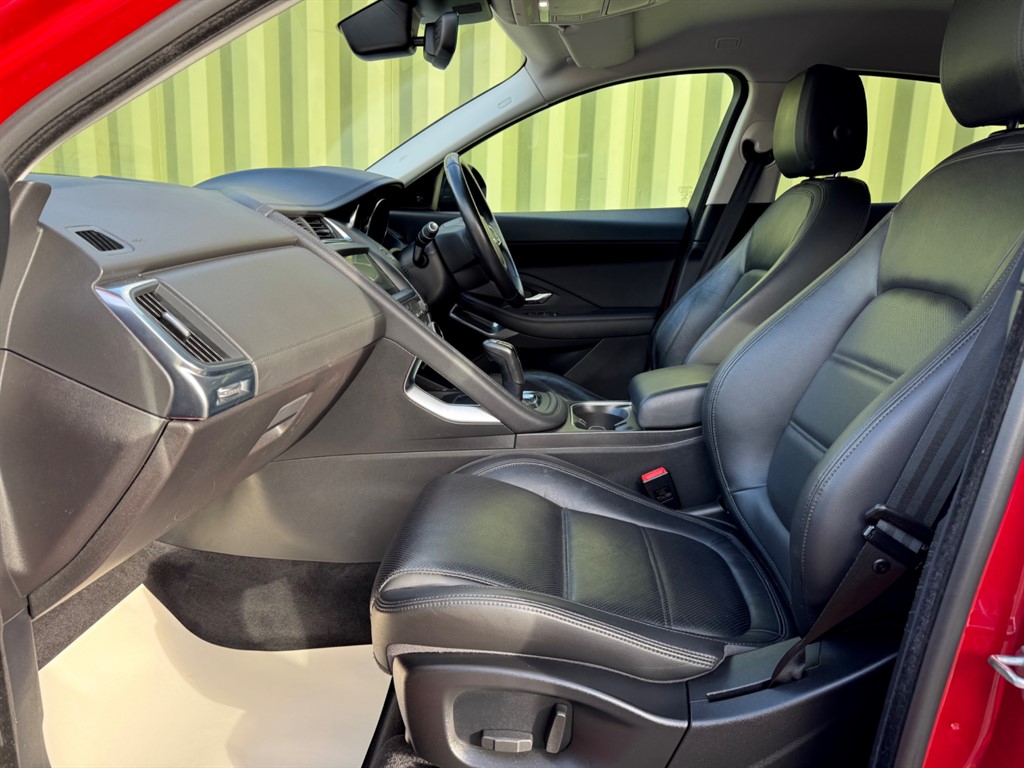 Used Jaguar E-Pace 2020 for sale - 76652874: Photo 24