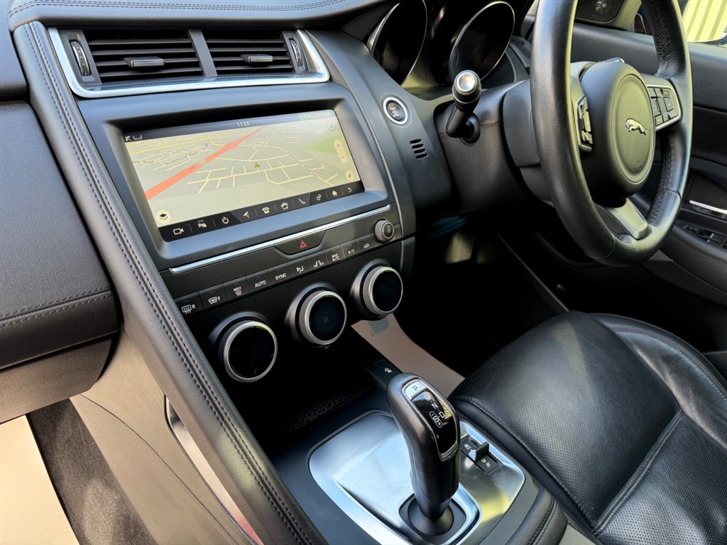 Used Jaguar E-Pace 2020 for sale - 76652874: Photo 25