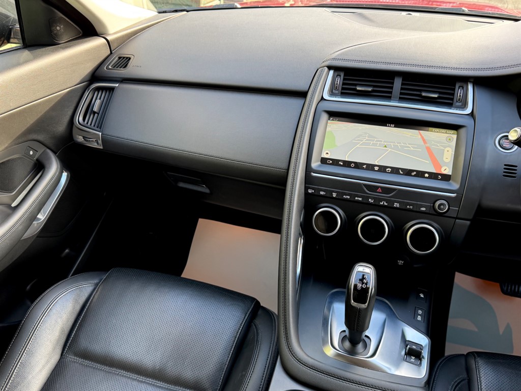 Used Jaguar E-Pace 2020 for sale - 76652874: Photo 30