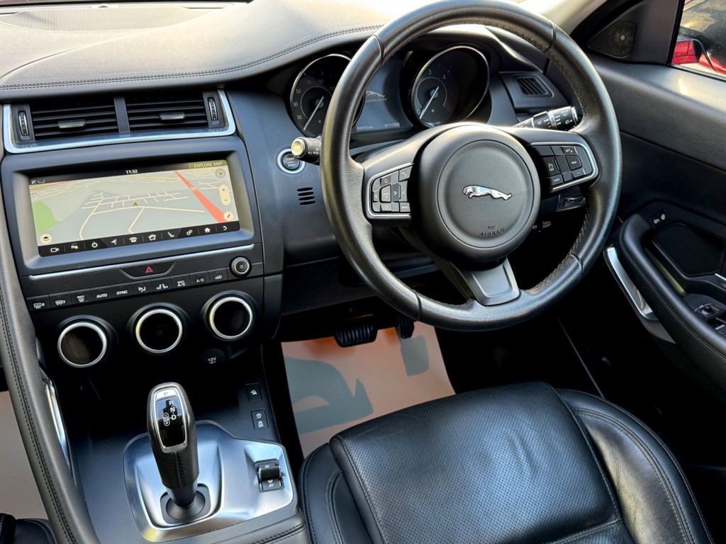 Used Jaguar E-Pace 2020 for sale - 76652874: Photo 31