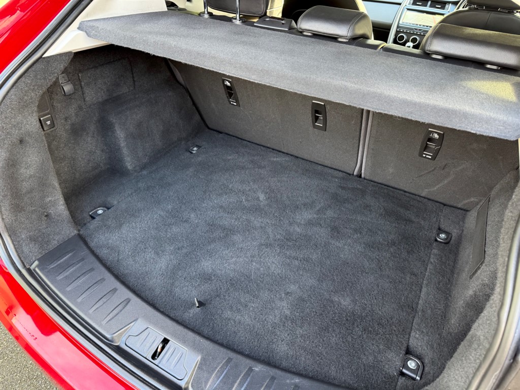 Used Jaguar E-Pace 2020 for sale - 76652874: Photo 42