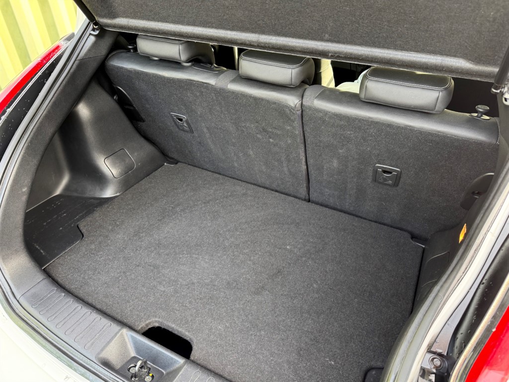 Used Nissan Juke 2017 for sale - 76652860: Photo 39