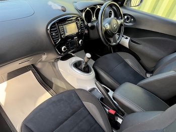 Used Nissan Juke 2017 for sale - 76652860: Photo