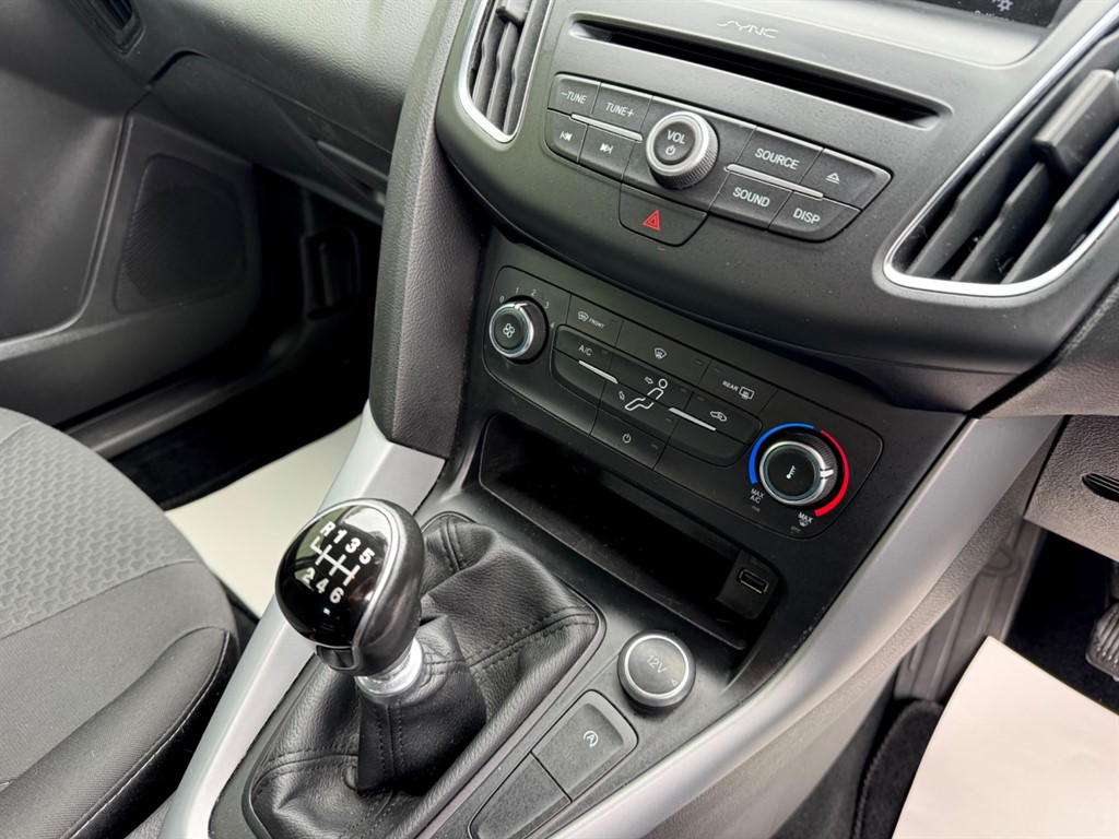 Used Ford Focus 2017 for sale - 77928014: Photo 18