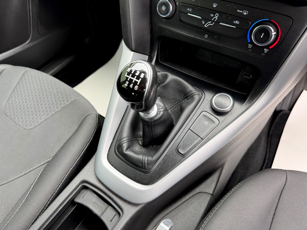 Used Ford Focus 2017 for sale - 77928014: Photo 19