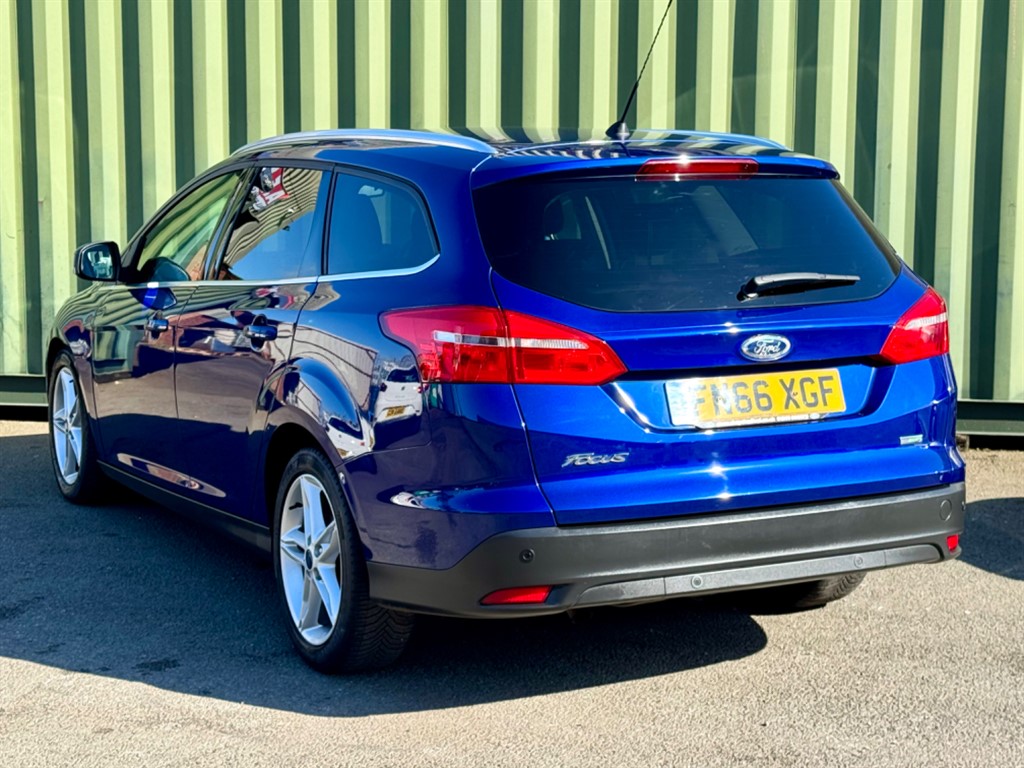 Used Ford Focus 2016 for sale - 76124903: Photo 2