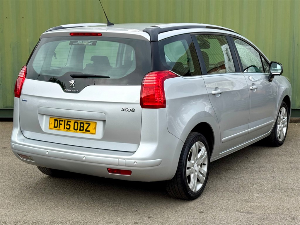 Used Peugeot 5008 2015 for sale - 76104516: Photo 13