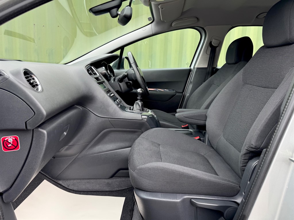 Used Peugeot 5008 2015 for sale - 76104516: Photo 21