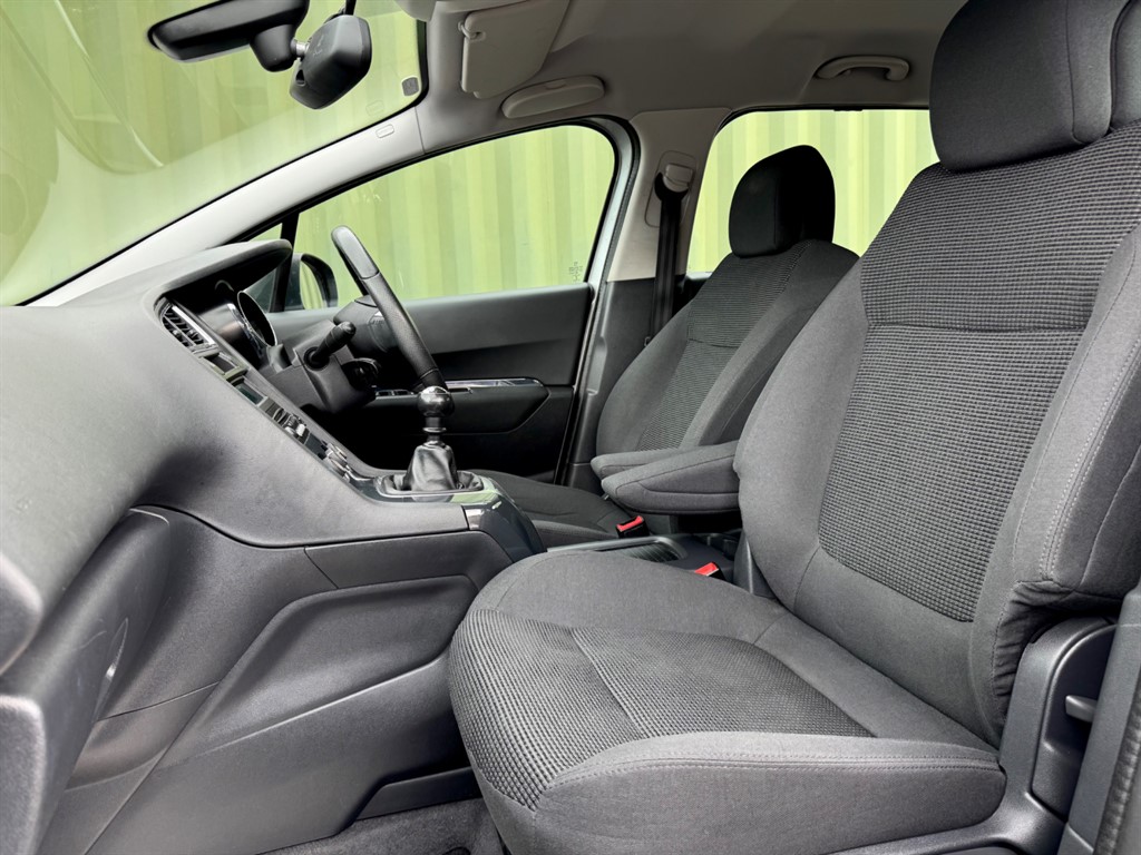 Used Peugeot 5008 2015 for sale - 76104516: Photo 23