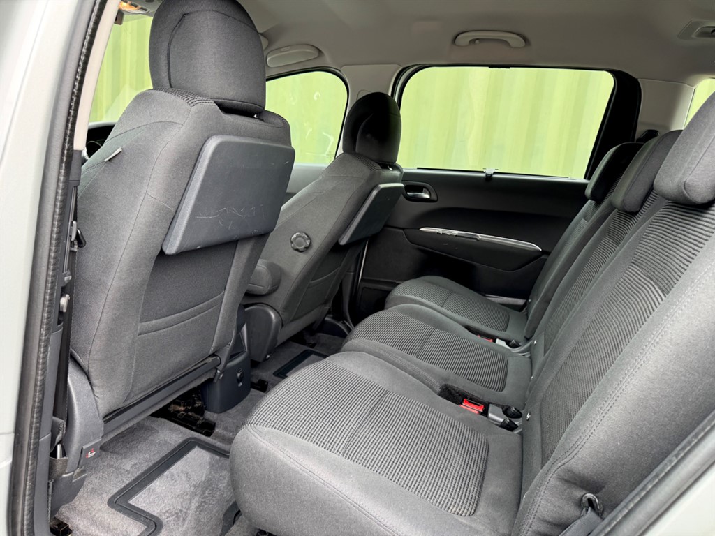 Used Peugeot 5008 2015 for sale - 76104516: Photo 35