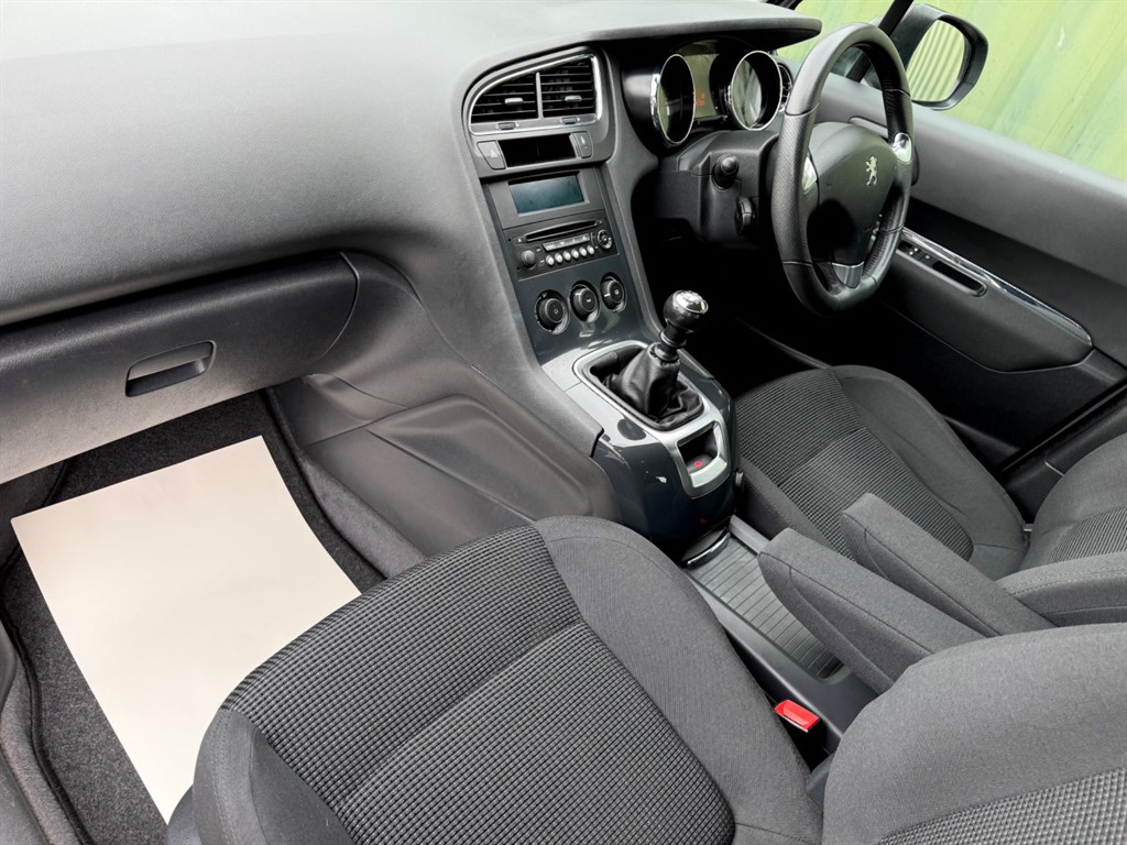 Used Peugeot 5008 2015 for sale - 76104516: Photo 4