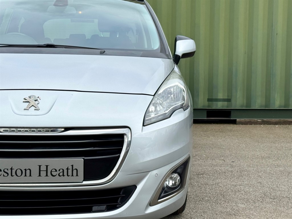 Used Peugeot 5008 2015 for sale - 76104516: Photo 8