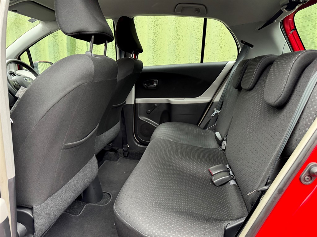 Used Toyota Yaris 2011 for sale - 77600710: Photo 28