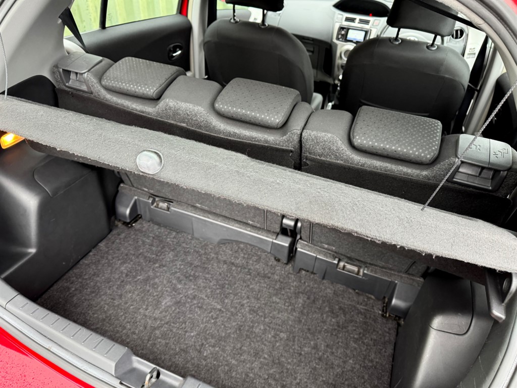 Used Toyota Yaris 2011 for sale - 77600710: Photo 29