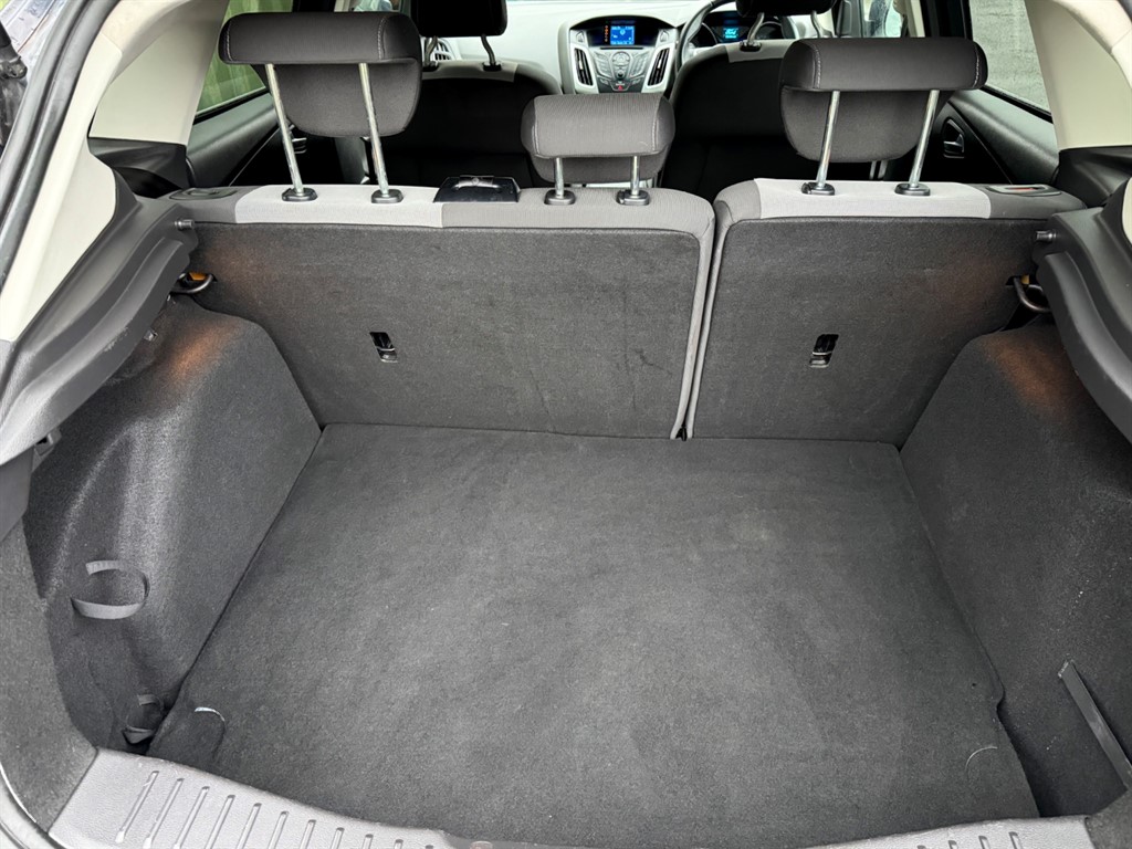 Used Ford Focus 2011 for sale - 77600723: Photo 26