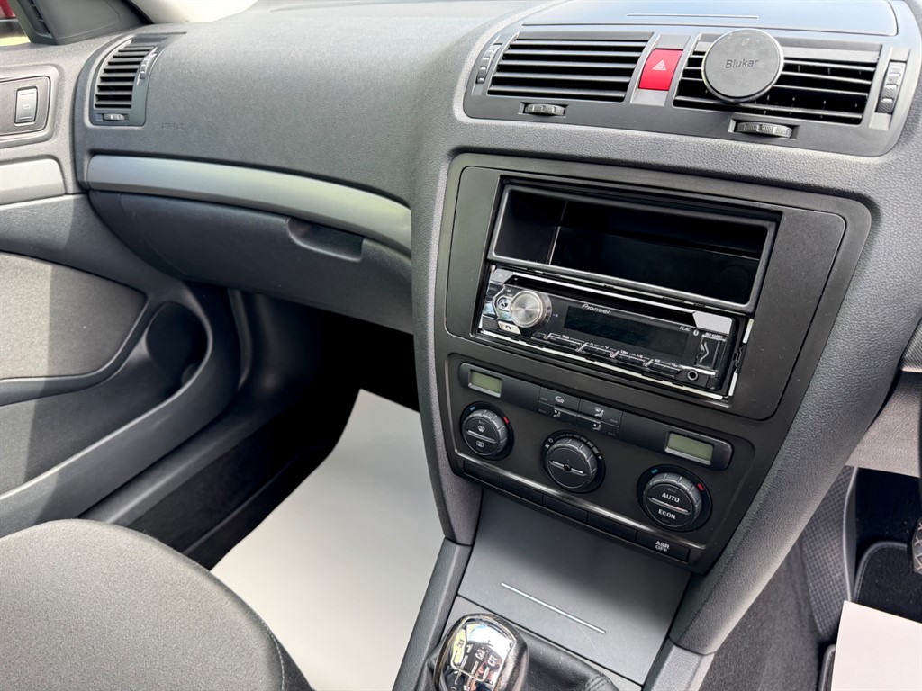 Used Skoda Octavia 2008 for sale - 75922231: Photo 16