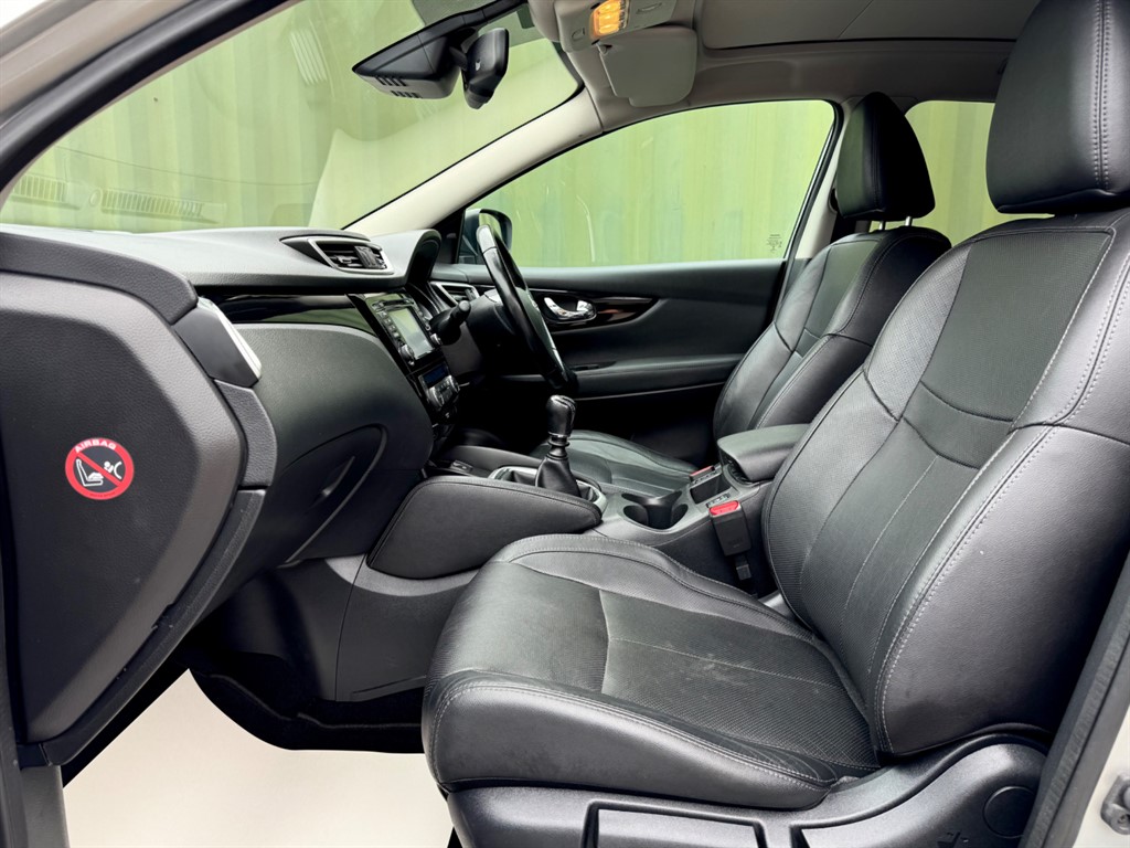 Used Nissan Qashqai 2014 for sale - 76355301: Photo 21