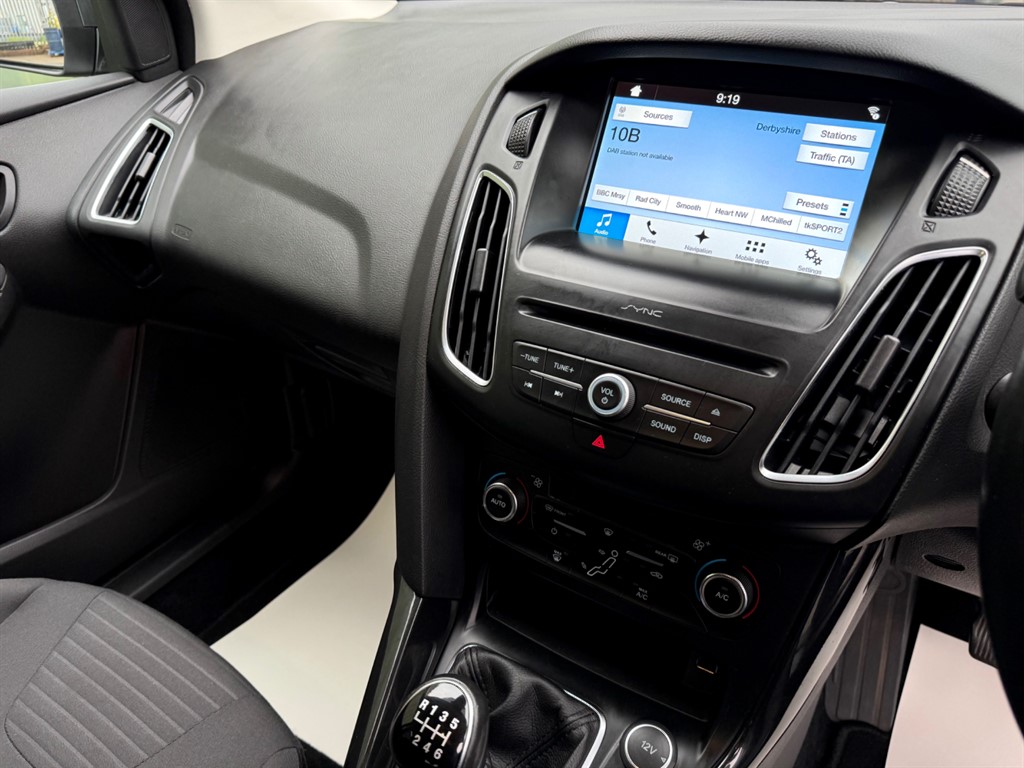 Used Ford Focus 2017 for sale - 76344228: Photo 16