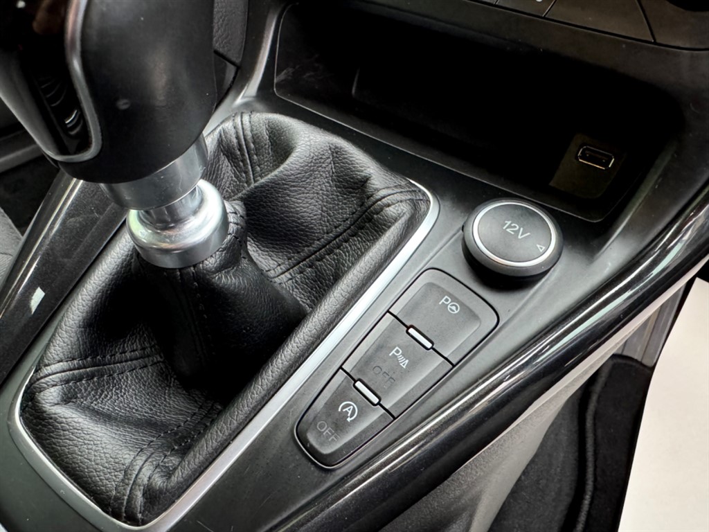 Used Ford Focus 2017 for sale - 76344228: Photo 19