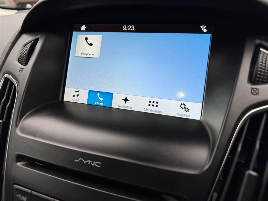 Used Ford Focus 2017 for sale - 76344228: Photo 23