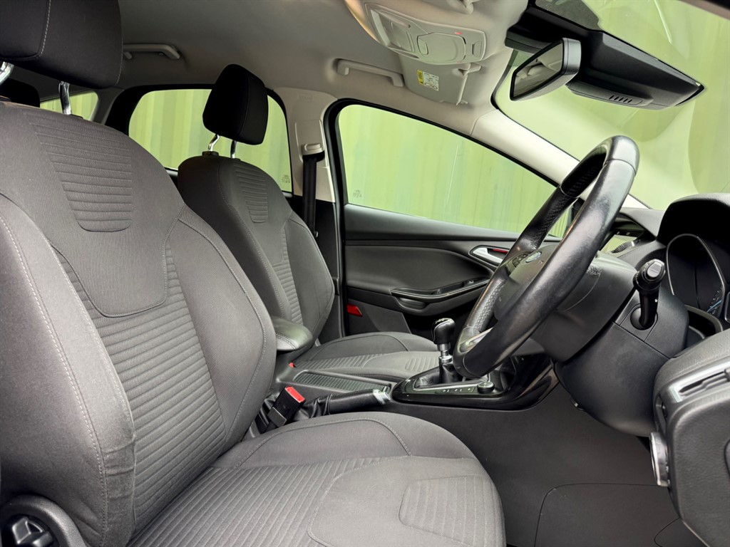 Used Ford Focus 2017 for sale - 76344228: Photo 26