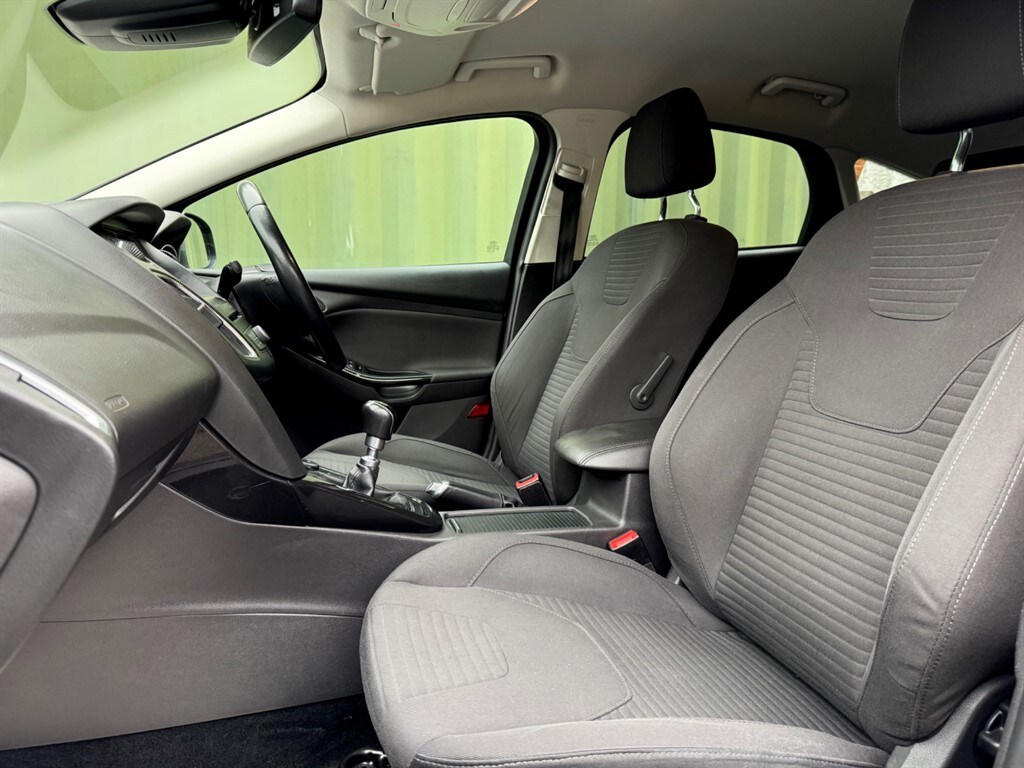 Used Ford Focus 2017 for sale - 76344228: Photo 30