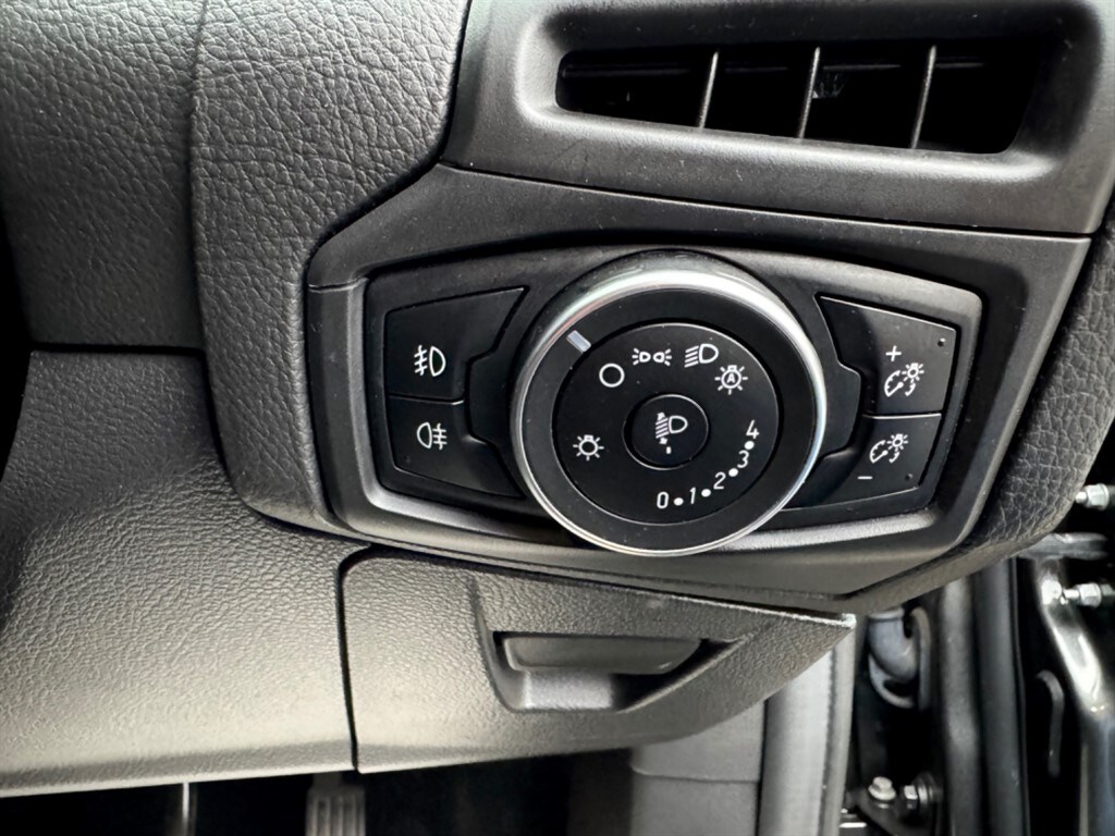 Used Ford Focus 2017 for sale - 76344228: Photo 38