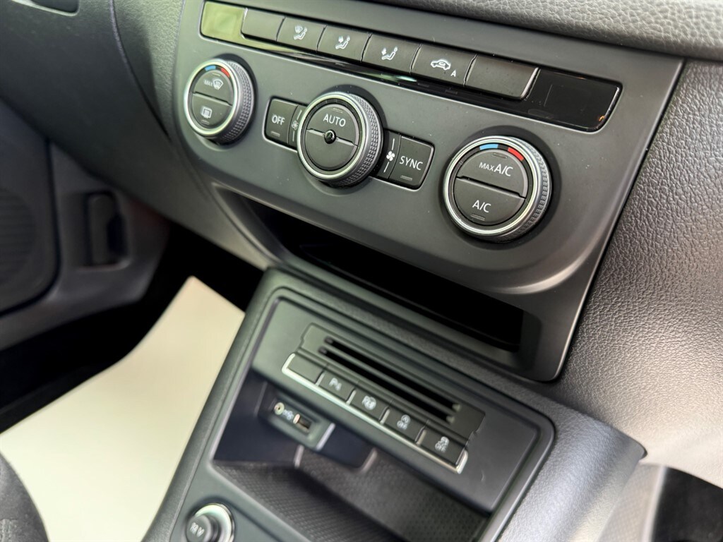 Used Volkswagen Tiguan 2015 for sale - 75702874: Photo 17